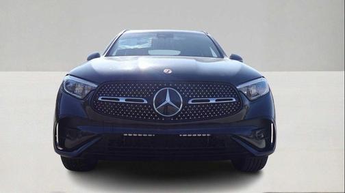 Graphite Grey Metallic 2026 Mercedes-Benz GLC 300 4MATIC