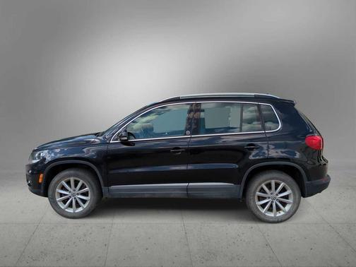 2017 Volkswagen Tiguan 2.0T Wolfsburg Edition
