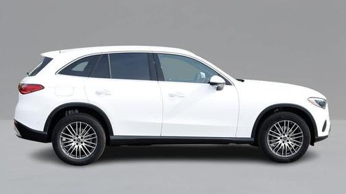 2026 Mercedes-Benz GLC 300 4MATIC