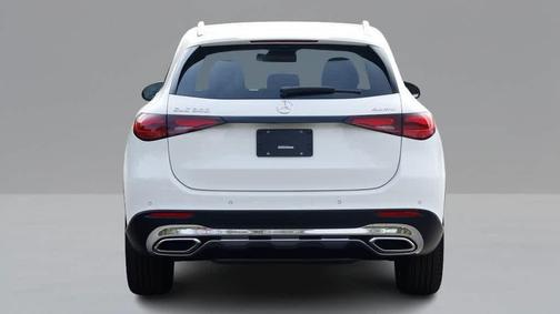 2026 Mercedes-Benz GLC 300 4MATIC