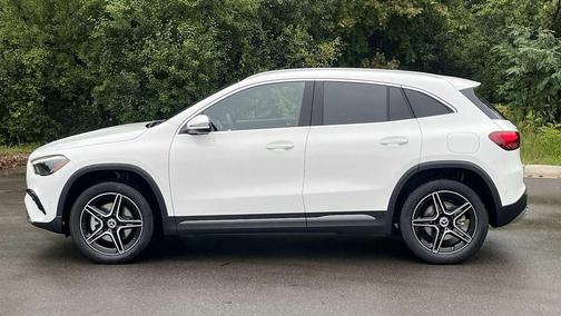 Polar White 2026 Mercedes-Benz GLA 250 4MATIC