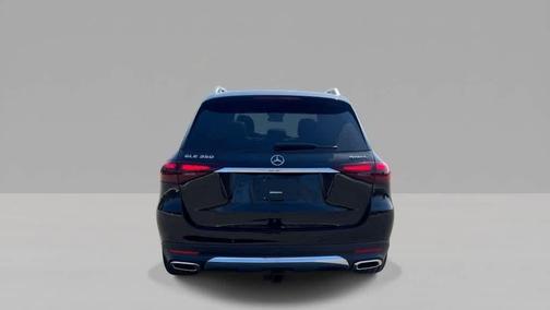 Obsidian Black Metallic 2026 Mercedes-Benz GLE 350 4MATIC