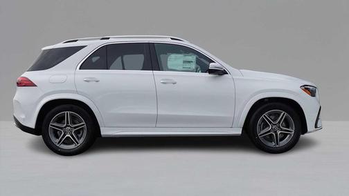 Polar White 2026 Mercedes-Benz GLE 580 4MATIC