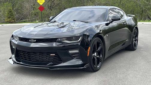 Black 2018 Chevrolet Camaro 1SS