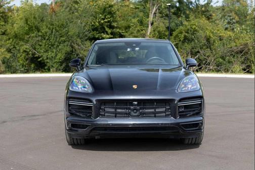 2022 Porsche Cayenne Turbo S