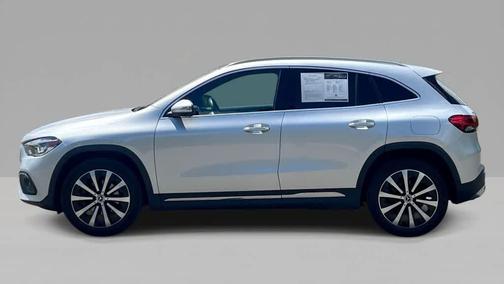 Iridium Silver Metallic 2021 Mercedes-Benz GLA 250 Base 4MATIC