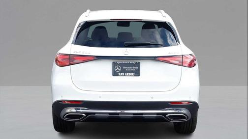 2026 Mercedes-Benz GLC 300 4MATIC