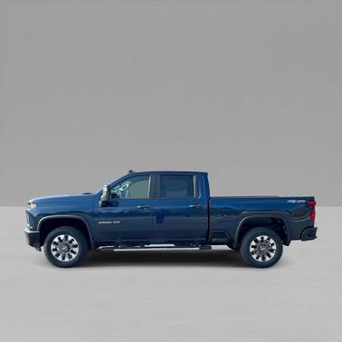Northsky Blue Metallic 2022 Chevrolet Silverado 2500 Custom