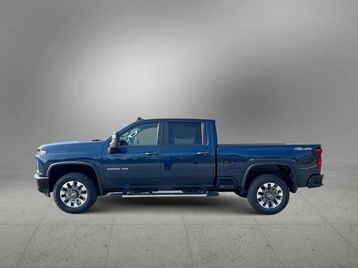 2022 Chevrolet Silverado 2500 Custom