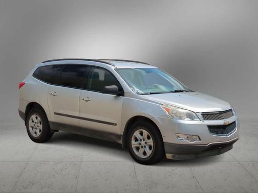 2010 Chevrolet Traverse LS