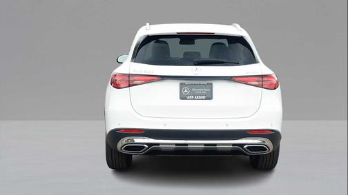 2026 Mercedes-Benz GLC 300 4MATIC