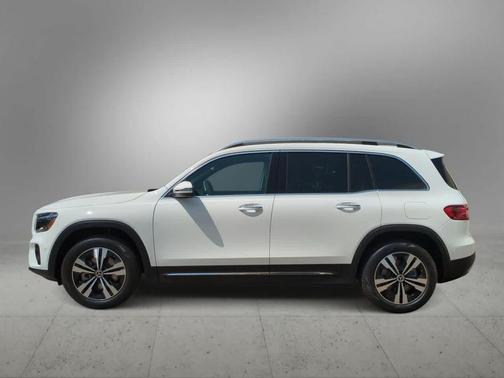 2025 Mercedes-Benz GLB 250 4MATIC