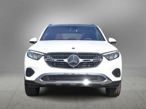 2026 Mercedes-Benz GLC 300 4MATIC