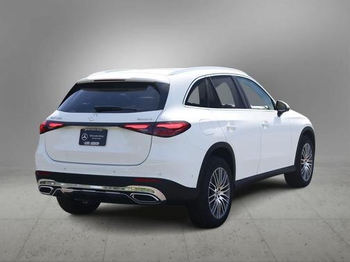 2026 Mercedes-Benz GLC 300 4MATIC