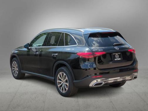 2025 Mercedes-Benz GLC 300 4MATIC