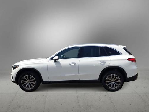 2025 Mercedes-Benz GLC 300 4MATIC