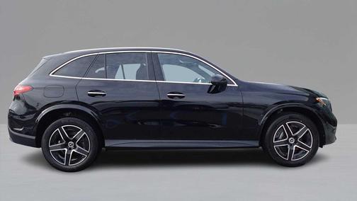 Black 2026 Mercedes-Benz GLC 300 4MATIC