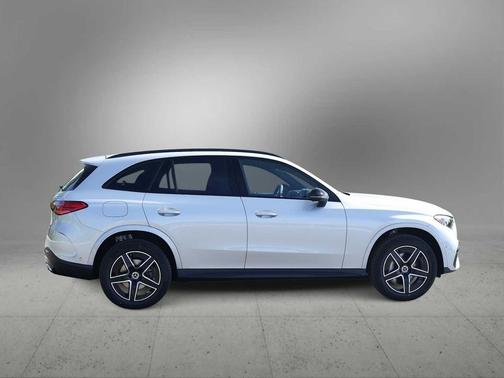 2026 Mercedes-Benz GLC 300 4MATIC