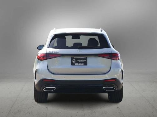2026 Mercedes-Benz GLC 300 4MATIC