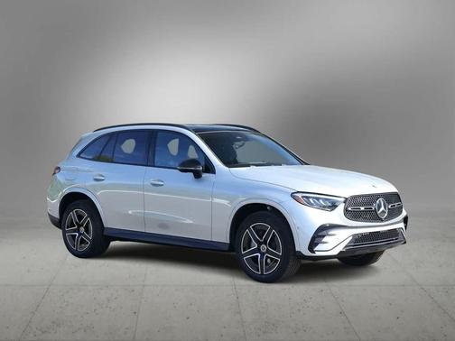 2026 Mercedes-Benz GLC 300 4MATIC