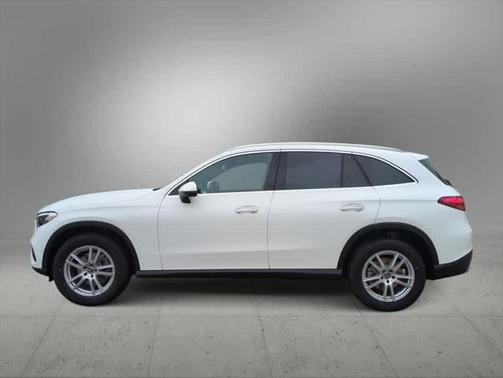 2025 Mercedes-Benz GLC 300 4MATIC