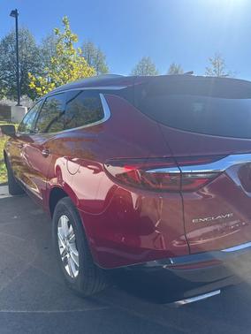 2020 Buick Enclave Essence