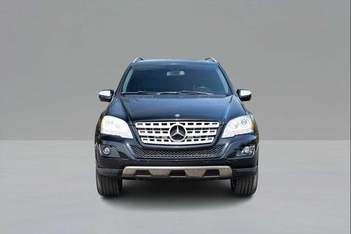 2010 Mercedes-Benz M-Class 4MATIC
