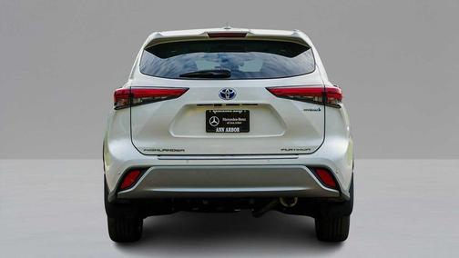 2020 Toyota Highlander Hybrid Platinum