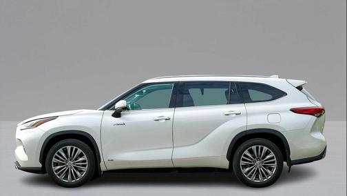 2020 Toyota Highlander Hybrid Platinum
