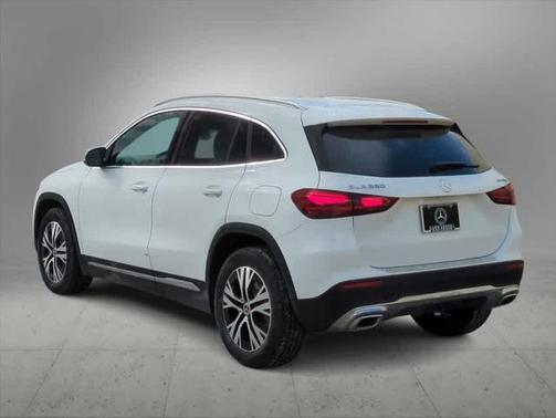 2025 Mercedes-Benz GLA 250 4MATIC