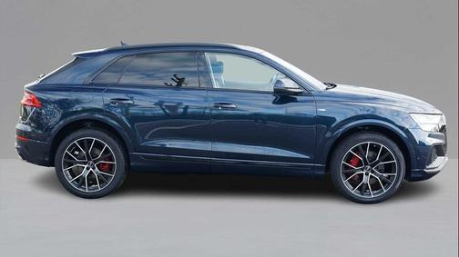2023 Audi Q8 55 Premium Plus