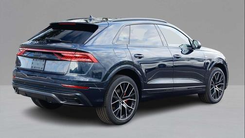 2023 Audi Q8 55 Premium Plus