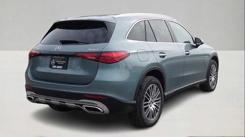 2026 Mercedes-Benz GLC 300 4MATIC