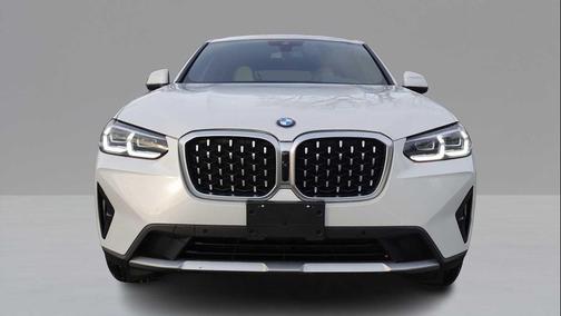 2023 BMW X4 xDrive30i