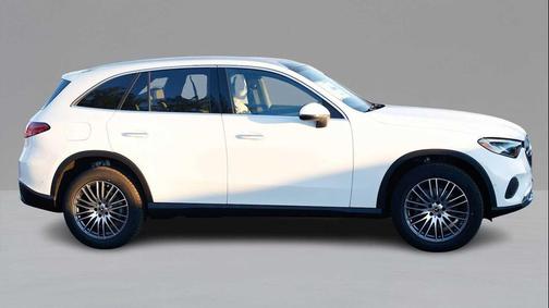 2026 Mercedes-Benz GLC 300 4MATIC