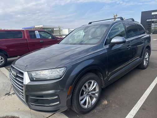 2019 Audi Q7 45 Premium Plus