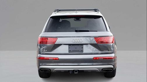 2019 Audi Q7 45 Premium Plus