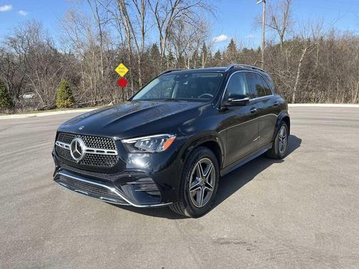 Black 2026 Mercedes-Benz GLE 450 4MATIC