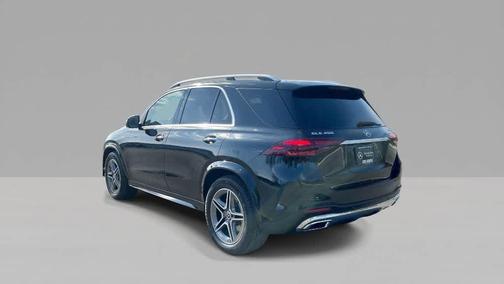 Black 2026 Mercedes-Benz GLE 450 4MATIC