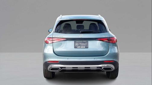 2026 Mercedes-Benz GLC 300 4MATIC