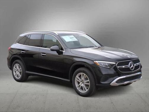 2025 Mercedes-Benz GLC 300 4MATIC