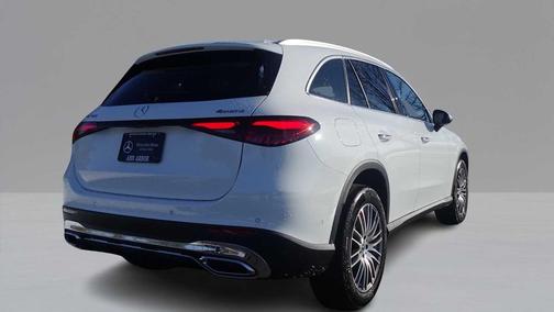 2026 Mercedes-Benz GLC 300 4MATIC