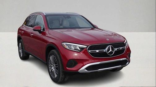 MANUFAKTUR Patagonia Red Metallic 2026 Mercedes-Benz GLC 300 4MATIC