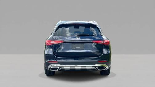 Nautical Blue Metallic 2023 Mercedes-Benz GLC 300 4MATIC