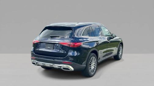 Nautical Blue Metallic 2023 Mercedes-Benz GLC 300 4MATIC