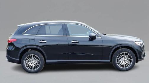 2026 Mercedes-Benz GLC 300 4MATIC