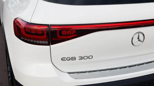 2023 Mercedes-Benz EQB 300 4MATIC