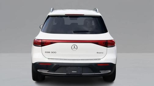 2023 Mercedes-Benz EQB 300 4MATIC