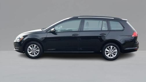 2017 Volkswagen Golf SportWagen TSI S
