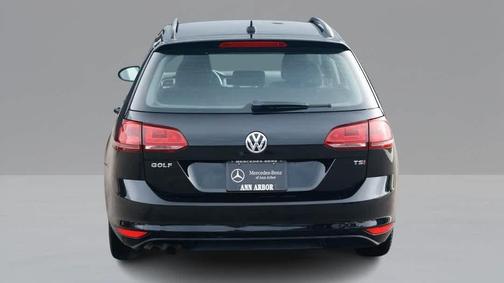 2017 Volkswagen Golf SportWagen TSI S
